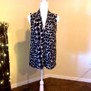 Vince camuto black and white top